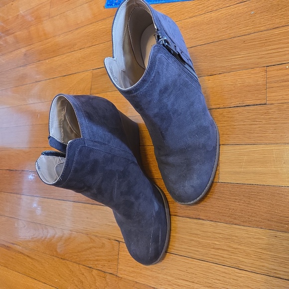 Time and tru memory foam ankle boots, size 11 - Picture 1 of 4